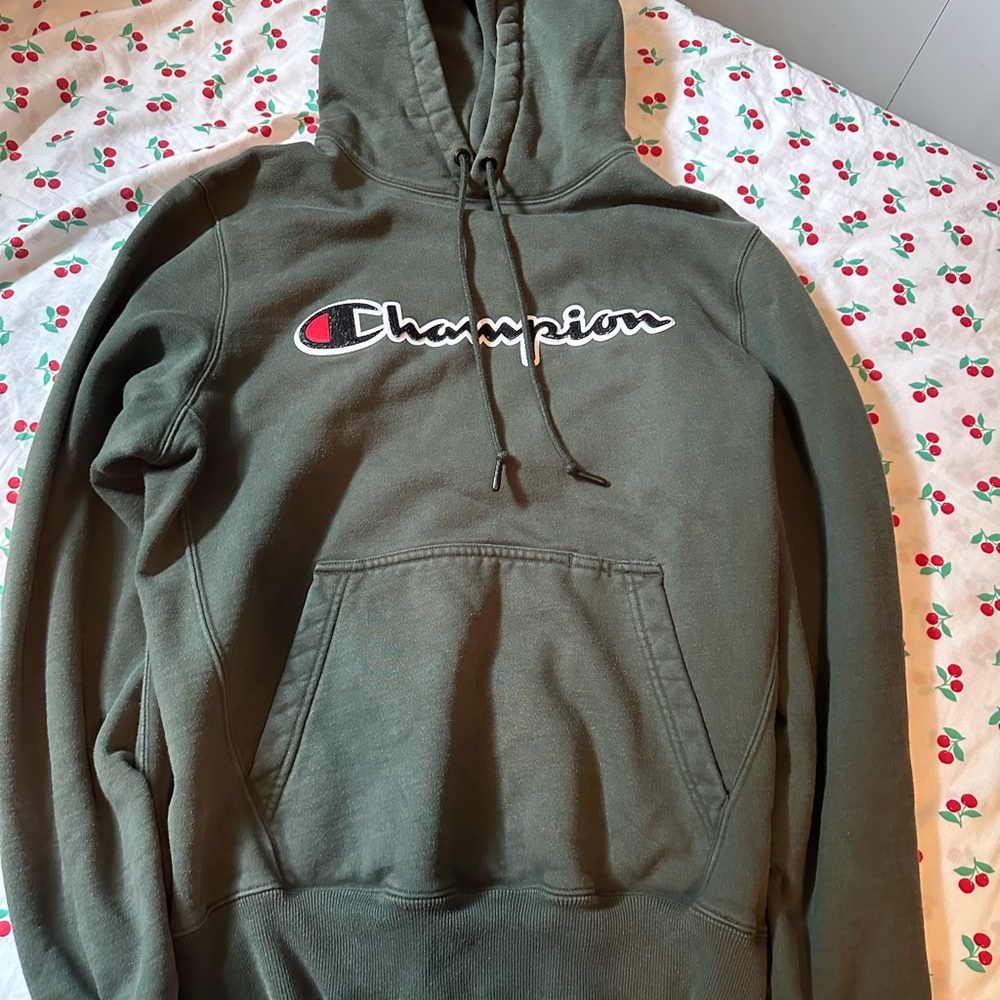 Men’s Champion dark army green hoodie size medium